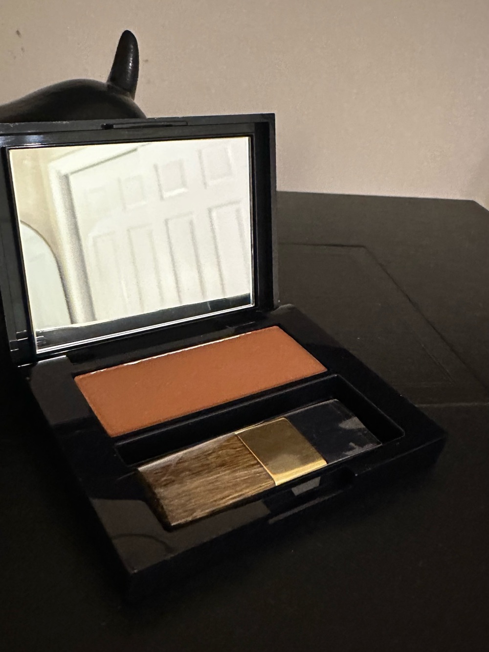 Ester Lauder Bronzer Blush Compact in Warm Tan - size 3x2